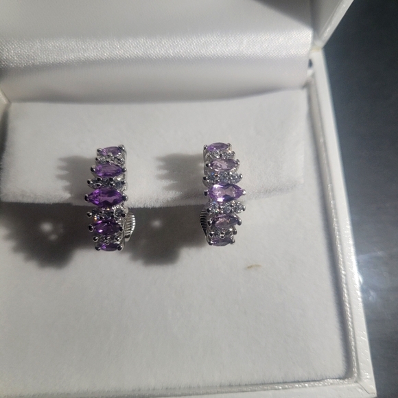 925, 14k white gold Tanzanite snap on earrings. - Picture 4 of 4